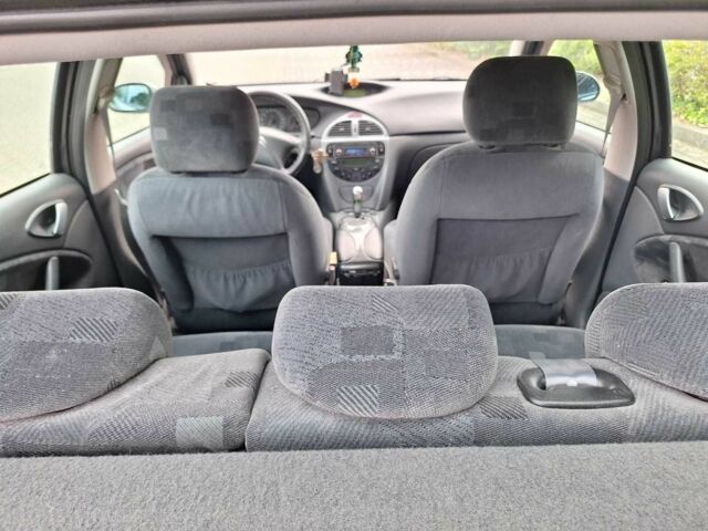 Ситроен С5 2002 в Подольск (Котовск) на Automoto.ua Серый Ситроен С5, объемом двигателя 2 л и пробегом 160 тыс. км за 2000 $, фото 2 на Automoto.ua