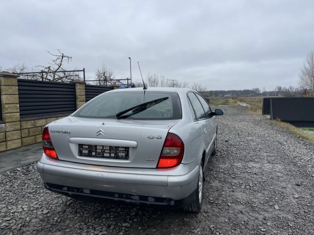 Сірий Сітроен С5, об'ємом двигуна 2.2 л та пробігом 330 тис. км за 1300 $, фото 5 на Automoto.ua