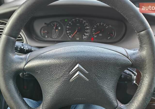 Ситроен С5 2003 в Киеве на Automoto.ua Серый Ситроен С5, объемом двигателя 2 л и пробегом 260 тыс. км за 2800 $, фото 20 на Automoto.ua