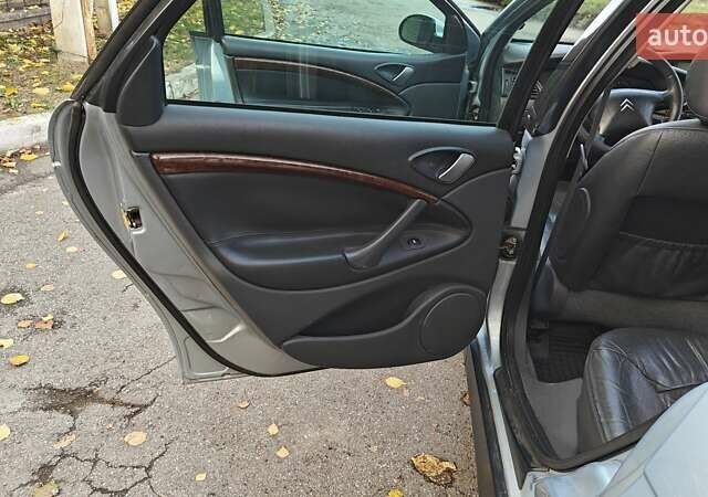 Ситроен С5 2003 в Киеве на Automoto.ua Серый Ситроен С5, объемом двигателя 2 л и пробегом 260 тыс. км за 2800 $, фото 32 на Automoto.ua