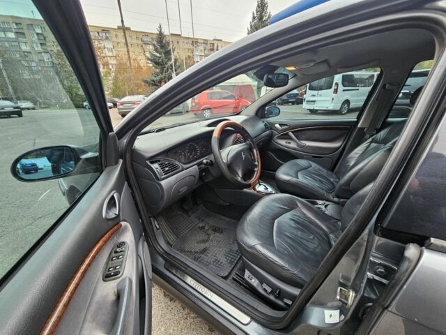 Серый Ситроен С5, объемом двигателя 2 л и пробегом 237 тыс. км за 2999 $, фото 4 на Automoto.ua