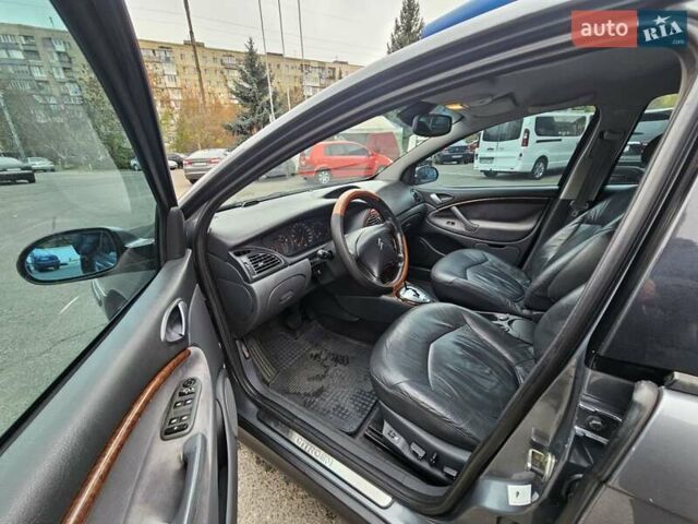Серый Ситроен С5, объемом двигателя 2 л и пробегом 237 тыс. км за 2999 $, фото 3 на Automoto.ua