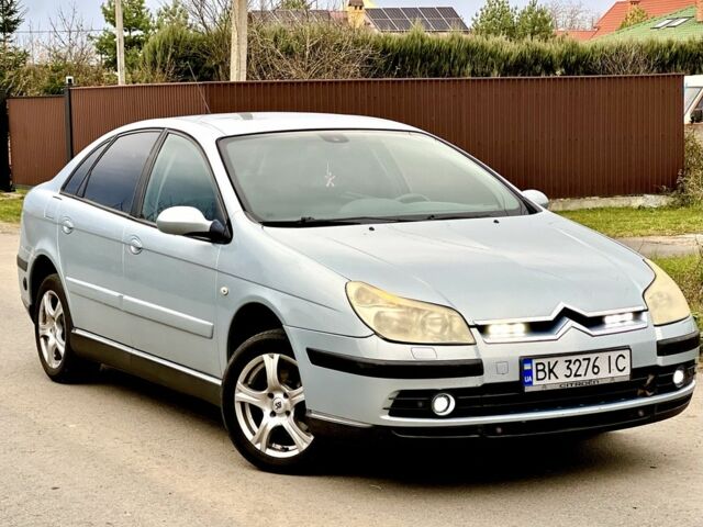 Сірий Сітроен С5, об'ємом двигуна 2 л та пробігом 240 тис. км за 3899 $, фото 2 на Automoto.ua