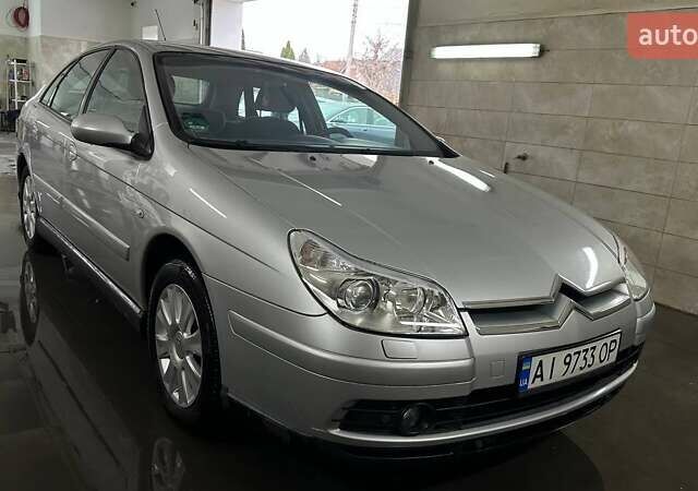 Серый Ситроен С5, объемом двигателя 2 л и пробегом 186 тыс. км за 5500 $, фото 2 на Automoto.ua