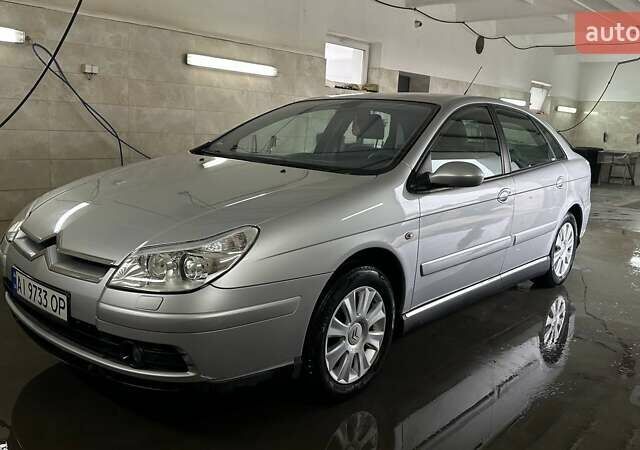 Серый Ситроен С5, объемом двигателя 2 л и пробегом 186 тыс. км за 5500 $, фото 9 на Automoto.ua