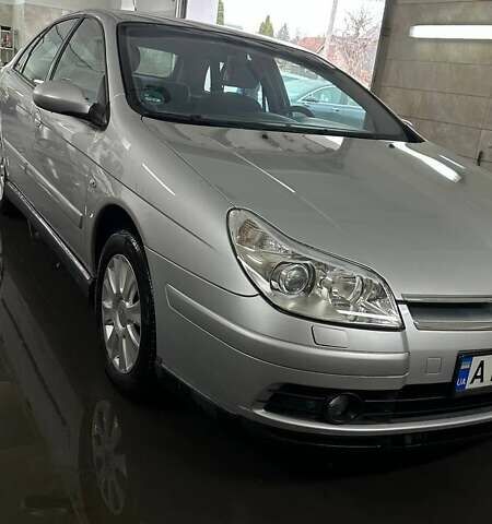 Серый Ситроен С5, объемом двигателя 2 л и пробегом 186 тыс. км за 5500 $, фото 3 на Automoto.ua