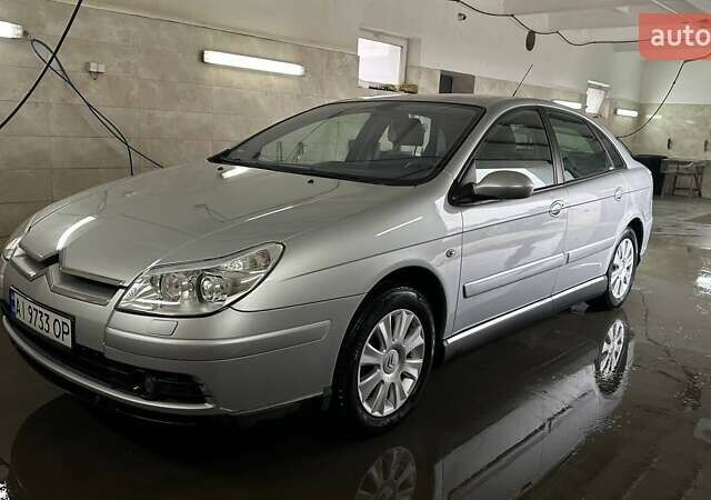 Серый Ситроен С5, объемом двигателя 2 л и пробегом 186 тыс. км за 5500 $, фото 10 на Automoto.ua