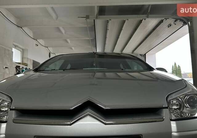 Серый Ситроен С5, объемом двигателя 2 л и пробегом 186 тыс. км за 5500 $, фото 4 на Automoto.ua