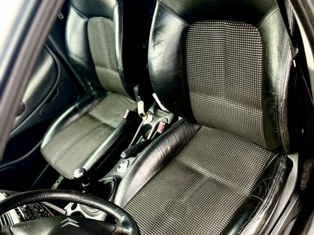 Сірий Сітроен С5, об'ємом двигуна 2 л та пробігом 240 тис. км за 3899 $, фото 5 на Automoto.ua