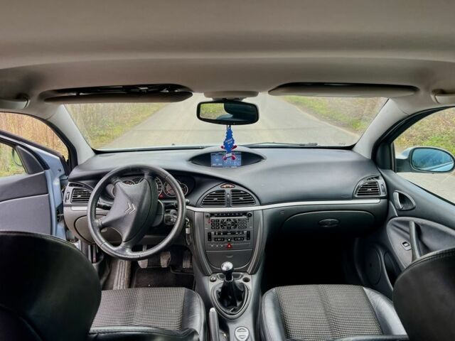 Сірий Сітроен С5, об'ємом двигуна 2 л та пробігом 240 тис. км за 3899 $, фото 4 на Automoto.ua