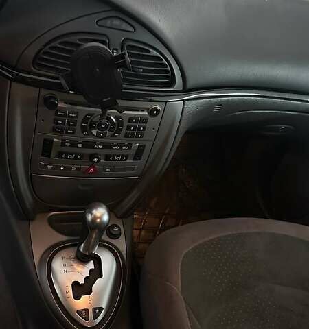 Серый Ситроен С5, объемом двигателя 2 л и пробегом 186 тыс. км за 5500 $, фото 14 на Automoto.ua