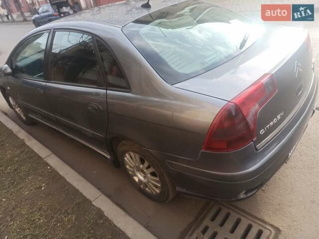 Сірий Сітроен С5, об'ємом двигуна 2 л та пробігом 450 тис. км за 2900 $, фото 2 на Automoto.ua