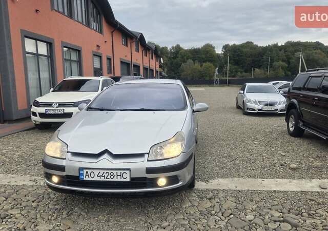 Сірий Сітроен С5, об'ємом двигуна 2.18 л та пробігом 315 тис. км за 3700 $, фото 9 на Automoto.ua