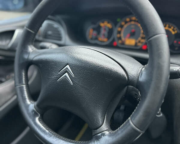 Серый Ситроен С5, объемом двигателя 2 л и пробегом 214 тыс. км за 3500 $, фото 26 на Automoto.ua