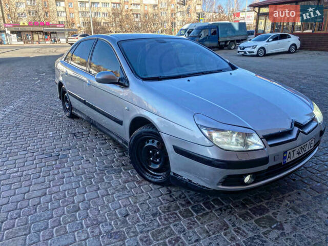 Сірий Сітроен С5, об'ємом двигуна 1.7 л та пробігом 290 тис. км за 3777 $, фото 1 на Automoto.ua