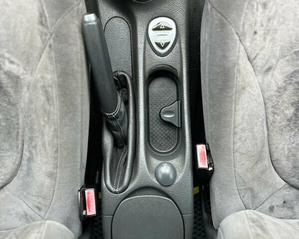 Серый Ситроен С5, объемом двигателя 2 л и пробегом 214 тыс. км за 3500 $, фото 22 на Automoto.ua