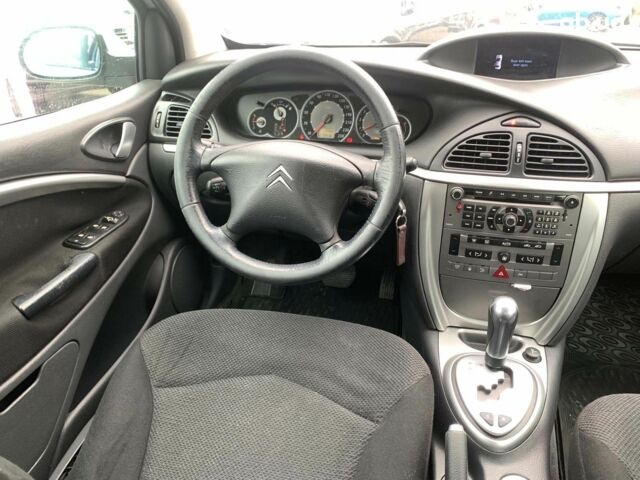 Серый Ситроен С5, объемом двигателя 2 л и пробегом 272 тыс. км за 5390 $, фото 31 на Automoto.ua