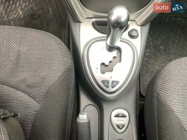 Серый Ситроен С5, объемом двигателя 2 л и пробегом 272 тыс. км за 5390 $, фото 30 на Automoto.ua