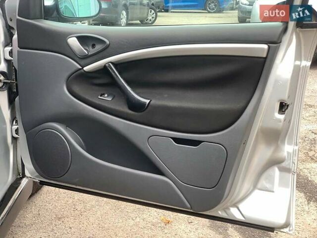 Серый Ситроен С5, объемом двигателя 2 л и пробегом 272 тыс. км за 5390 $, фото 17 на Automoto.ua
