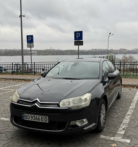 Серый Ситроен С5, объемом двигателя 2 л и пробегом 258 тыс. км за 6500 $, фото 1 на Automoto.ua