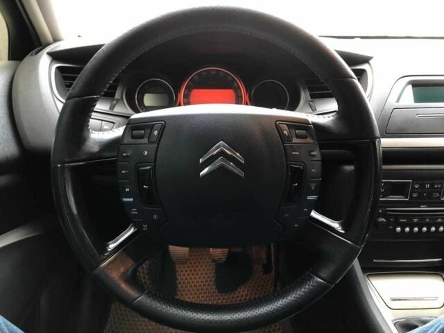 Ситроен С5 2008 в Виннице на Automoto.ua Серый Ситроен С5, объемом двигателя 2.2 л и пробегом 278 тыс. км за 6799 $, фото 14 на Automoto.ua