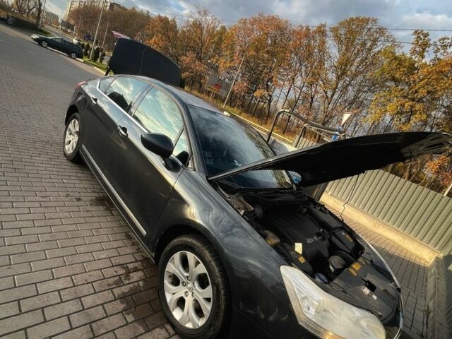 Сірий Сітроен С5, об'ємом двигуна 2 л та пробігом 380 тис. км за 6600 $, фото 13 на Automoto.ua