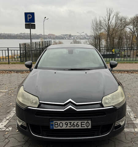 Серый Ситроен С5, объемом двигателя 2 л и пробегом 258 тыс. км за 6500 $, фото 2 на Automoto.ua