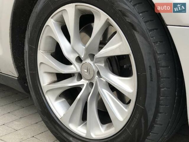 Сірий Сітроен С5, об'ємом двигуна 2.2 л та пробігом 278 тис. км за 6599 $, фото 32 на Automoto.ua