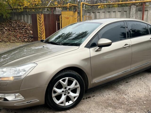 Серый Ситроен С5, объемом двигателя 1.6 л и пробегом 224 тыс. км за 6700 $, фото 1 на Automoto.ua