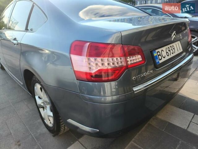Сірий Сітроен С5, об'ємом двигуна 2 л та пробігом 300 тис. км за 6300 $, фото 5 на Automoto.ua