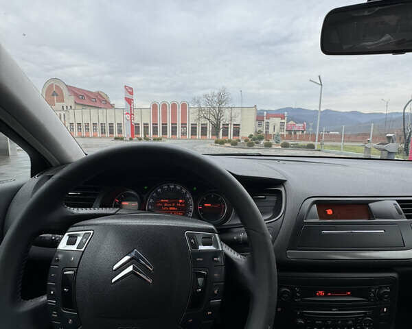 Сірий Сітроен С5, об'ємом двигуна 1.6 л та пробігом 190 тис. км за 6500 $, фото 10 на Automoto.ua