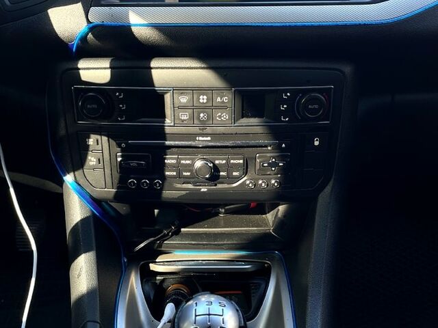 Серый Ситроен С5, объемом двигателя 1.6 л и пробегом 232 тыс. км за 7500 $, фото 5 на Automoto.ua