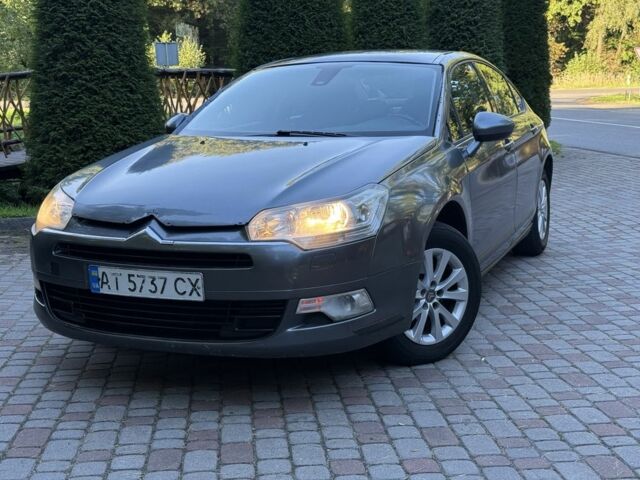 Сірий Сітроен С5, об'ємом двигуна 2 л та пробігом 411 тис. км за 3750 $, фото 4 на Automoto.ua