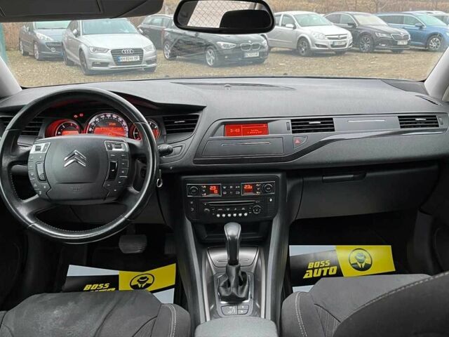 Серый Ситроен С5, объемом двигателя 1.6 л и пробегом 184 тыс. км за 6600 $, фото 17 на Automoto.ua