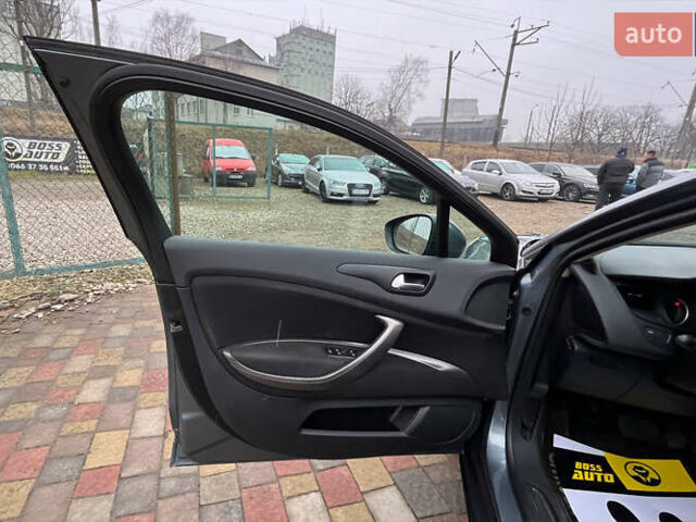 Сірий Сітроен С5, об'ємом двигуна 1.6 л та пробігом 184 тис. км за 7300 $, фото 10 на Automoto.ua
