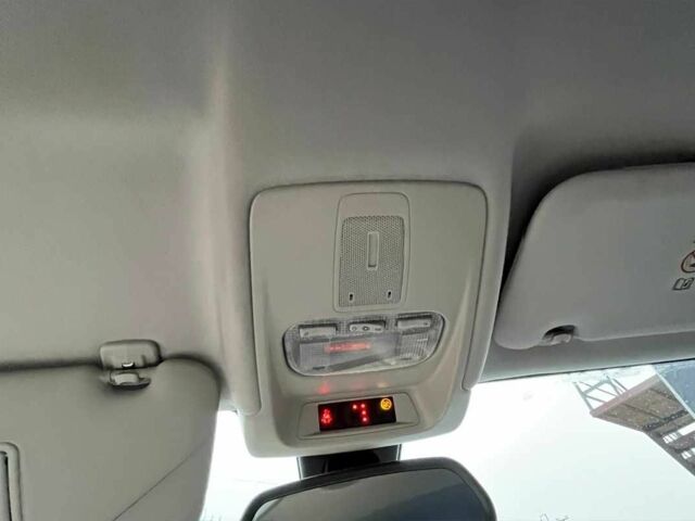 Серый Ситроен С5, объемом двигателя 1.6 л и пробегом 184 тыс. км за 6600 $, фото 15 на Automoto.ua