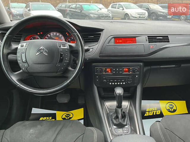 Сірий Сітроен С5, об'ємом двигуна 1.6 л та пробігом 184 тис. км за 7300 $, фото 19 на Automoto.ua