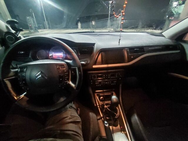 Серый Ситроен С5, объемом двигателя 0 л и пробегом 250 тыс. км за 4800 $, фото 5 на Automoto.ua