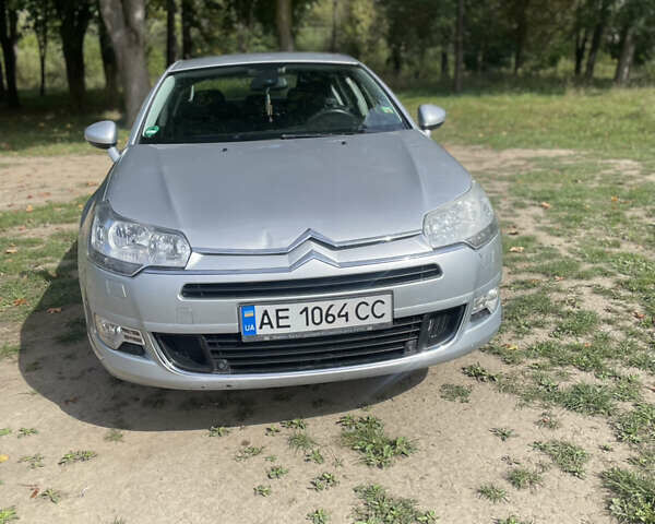 Сітроен С5 2010 у Верховине на Automoto.ua Сірий Сітроен С5, об'ємом двигуна 1.6 л та пробігом 230 тис. км за 4500 $, фото 1 на Automoto.ua