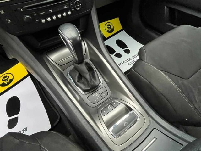 Серый Ситроен С5, объемом двигателя 1.6 л и пробегом 184 тыс. км за 6600 $, фото 12 на Automoto.ua