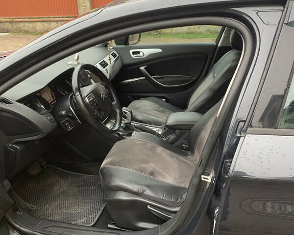 Сірий Сітроен С5, об'ємом двигуна 1.56 л та пробігом 250 тис. км за 7000 $, фото 8 на Automoto.ua