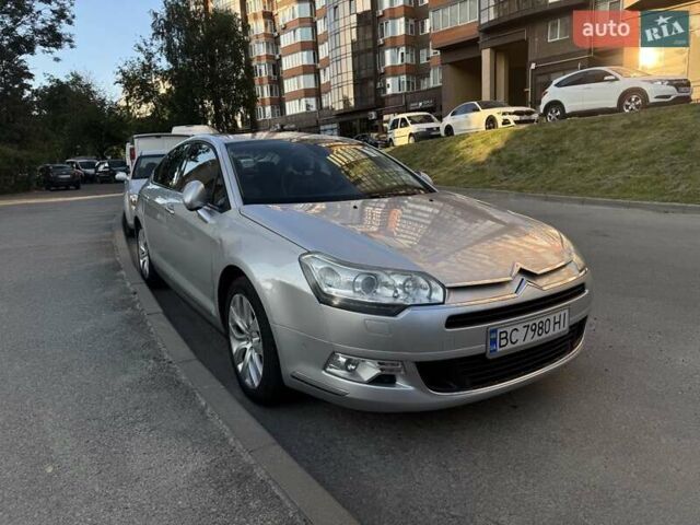 Серый Ситроен С5, объемом двигателя 2.18 л и пробегом 331 тыс. км за 8900 $, фото 1 на Automoto.ua