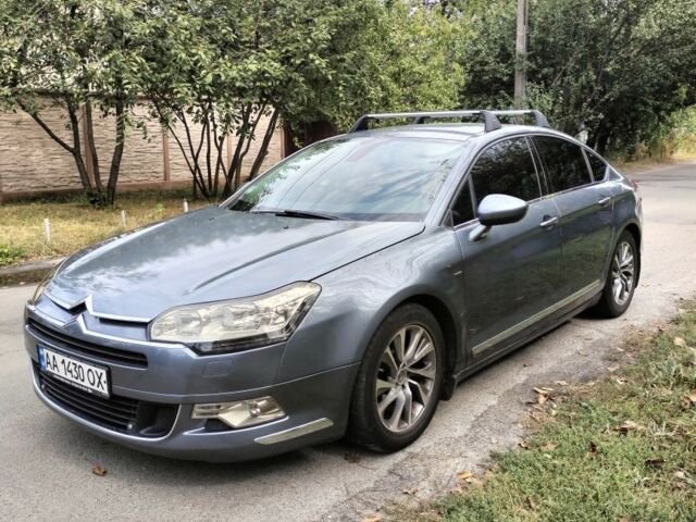 Сірий Сітроен С5, об'ємом двигуна 2 л та пробігом 158 тис. км за 8300 $, фото 2 на Automoto.ua