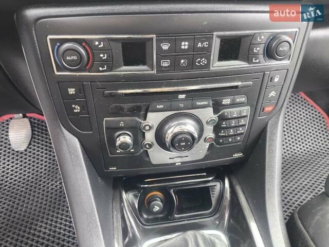 Серый Ситроен С5, объемом двигателя 2 л и пробегом 253 тыс. км за 7300 $, фото 7 на Automoto.ua
