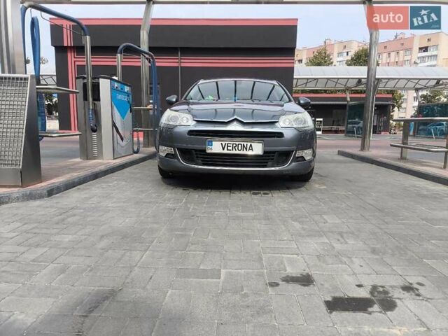 Серый Ситроен С5, объемом двигателя 2 л и пробегом 253 тыс. км за 7300 $, фото 8 на Automoto.ua