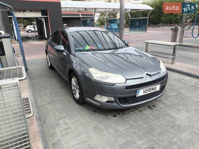 Серый Ситроен С5, объемом двигателя 2 л и пробегом 253 тыс. км за 7300 $, фото 1 на Automoto.ua