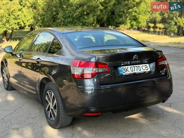 Сірий Сітроен С5, об'ємом двигуна 1.56 л та пробігом 232 тис. км за 4999 $, фото 21 на Automoto.ua