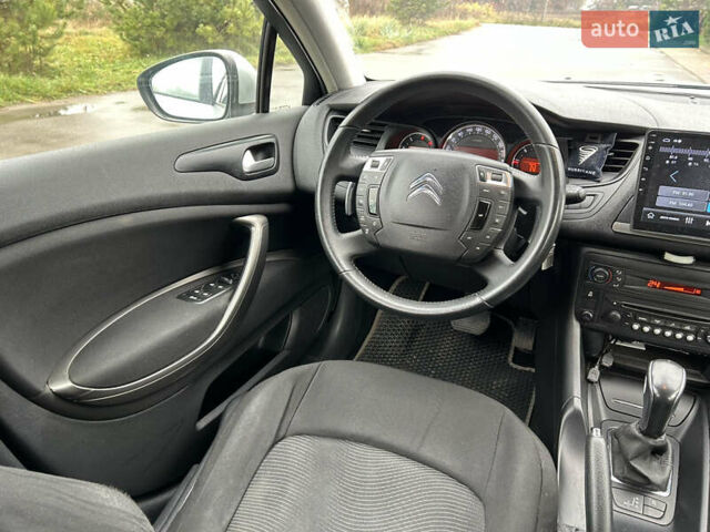 Сірий Сітроен С5, об'ємом двигуна 1.6 л та пробігом 186 тис. км за 7850 $, фото 11 на Automoto.ua