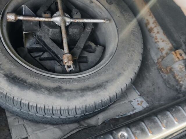 Серый Ситроен С5, объемом двигателя 2 л и пробегом 340 тыс. км за 1550 $, фото 14 на Automoto.ua