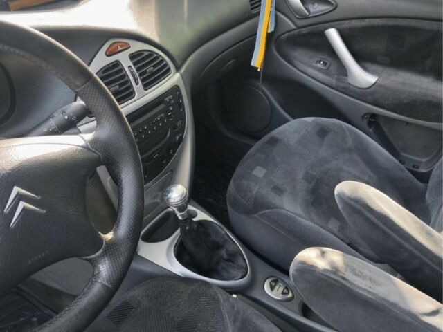 Серый Ситроен С5, объемом двигателя 2 л и пробегом 340 тыс. км за 1550 $, фото 11 на Automoto.ua